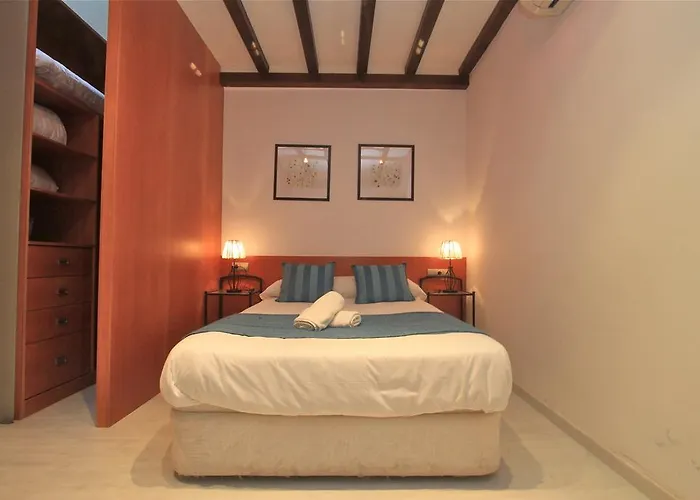 Nest Flats Alhacaba Apartamento *